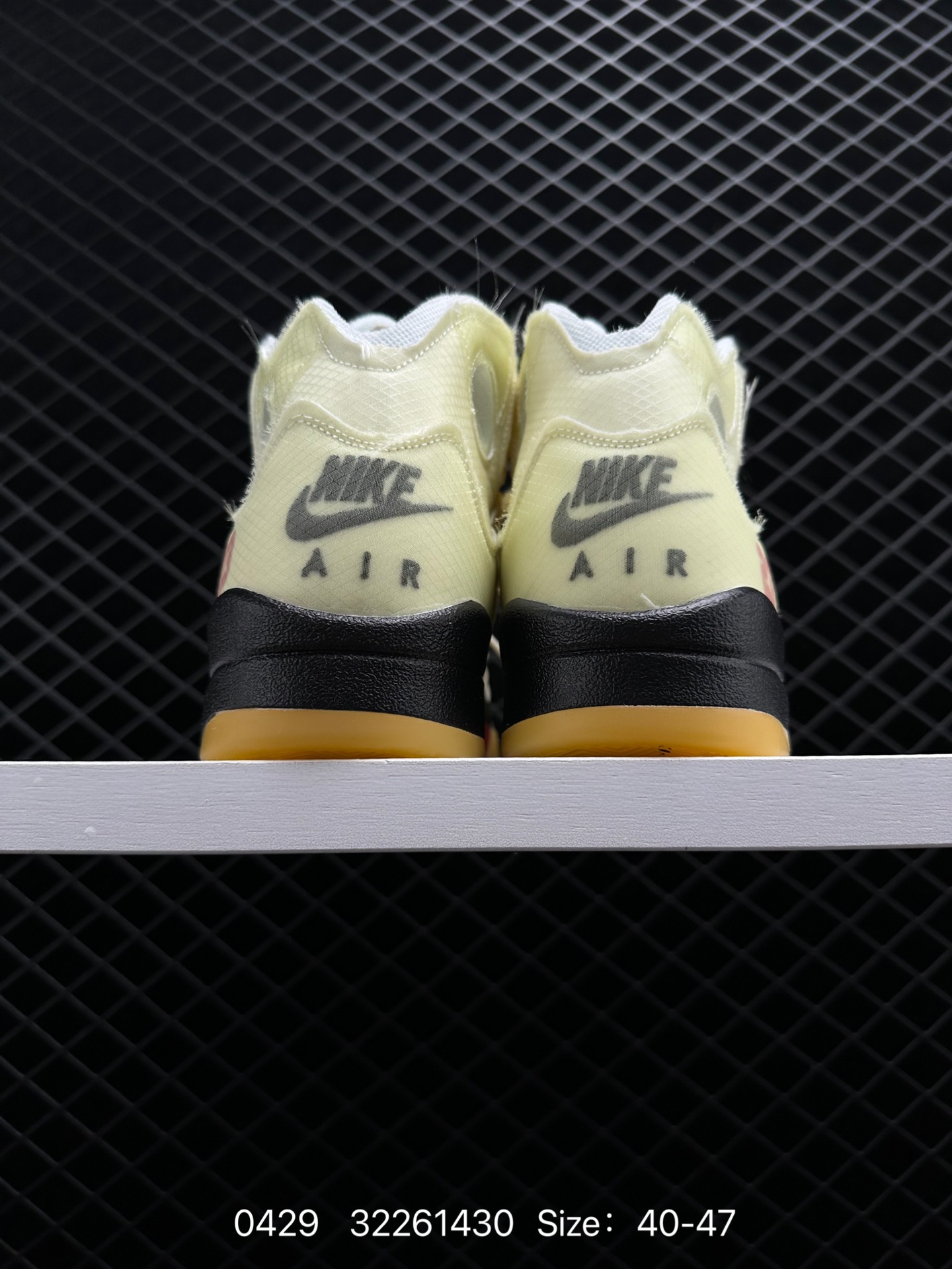 Off-White™ x Air Jordan Retro AJ5